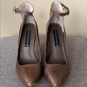 Steven by Steven Madden wedged heels size 6.5